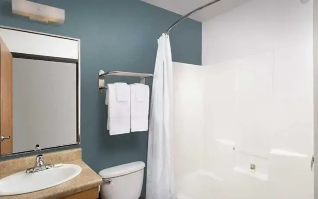 WoodSpring Suites Holland - Grand Rapids