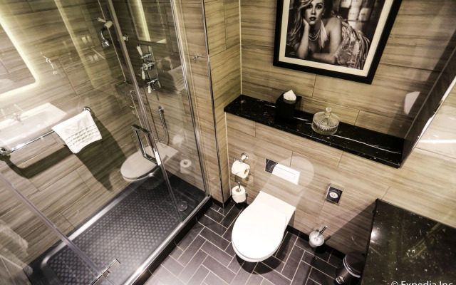 Hotel Gotham
