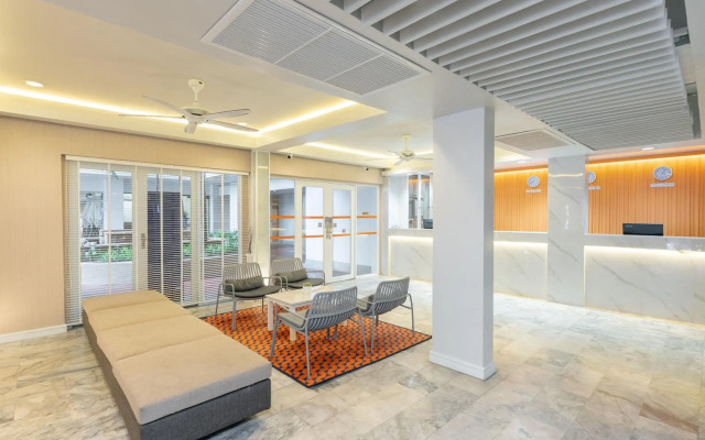 Sunshine Hotel And Residences