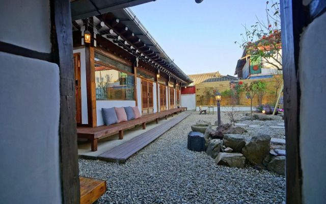 Jeonju Village Skylove