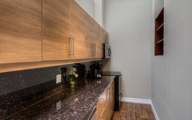 Western Hotel & Executive Suites