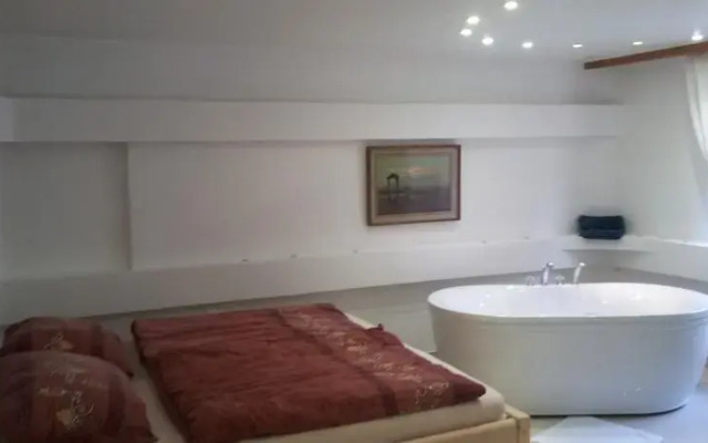 Ráspi Vendégszobák és Étterem