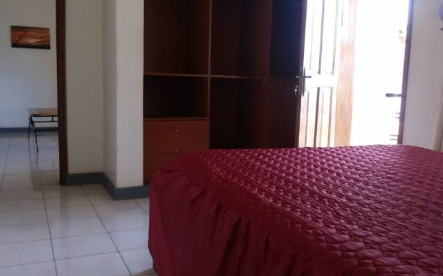 West Cliff Hotel