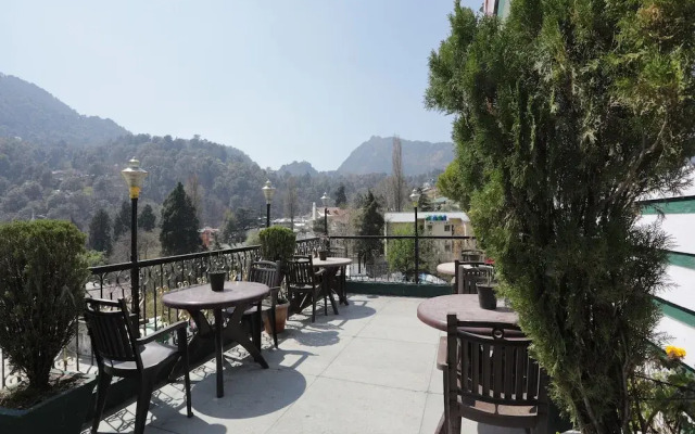 OYO 12542 Hotel Ankur Plaza