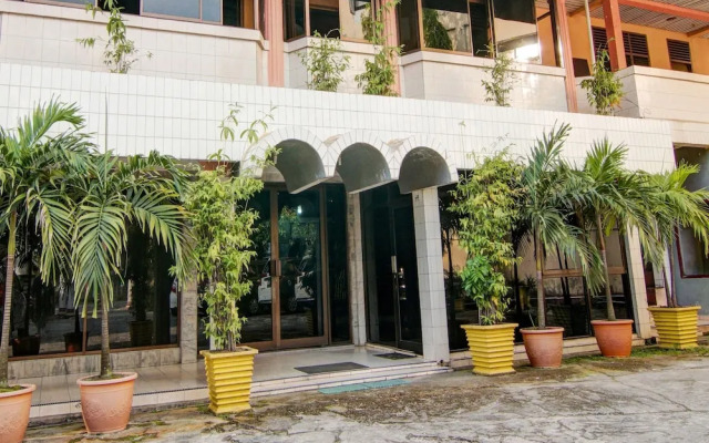OYO 2690 Hotel Tampan