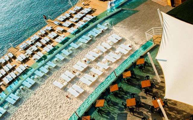 A Good Life Water Planet Hotel & Aquapark