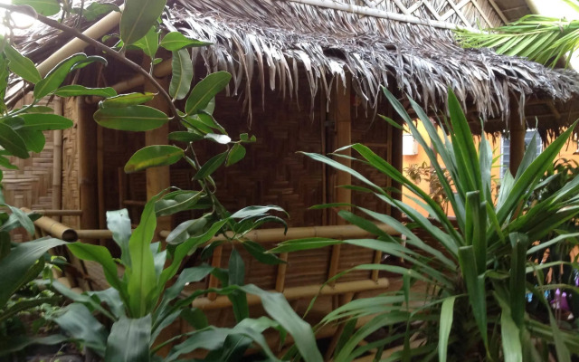 Ruan Mai Naiyang Beach Resort