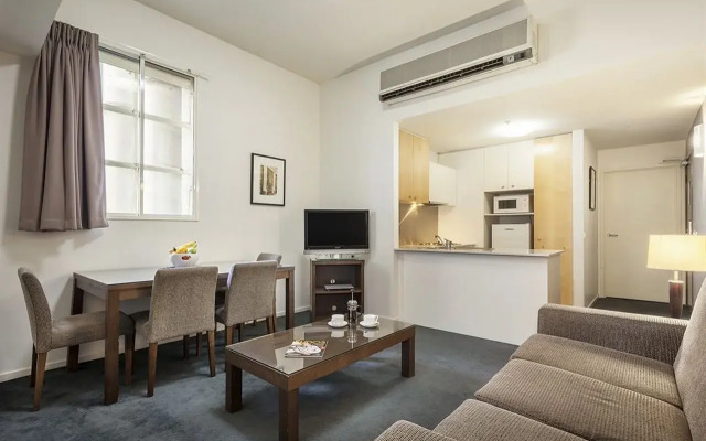 Melbourne CBD Central Apartment Hotel