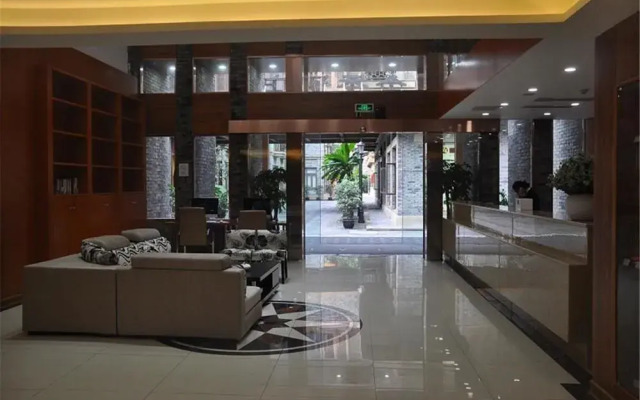 Ji Hotel (CCNICEC, Chengdu)
