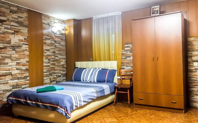 Port House Home Mini Hotel