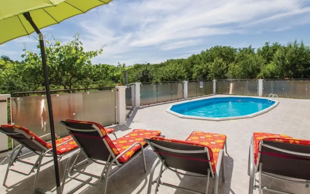 Stunning Home in Nedescina With Wifi and 3 Bedrooms