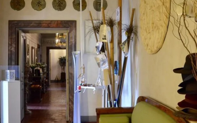 Exclusive Cairoli Apartment