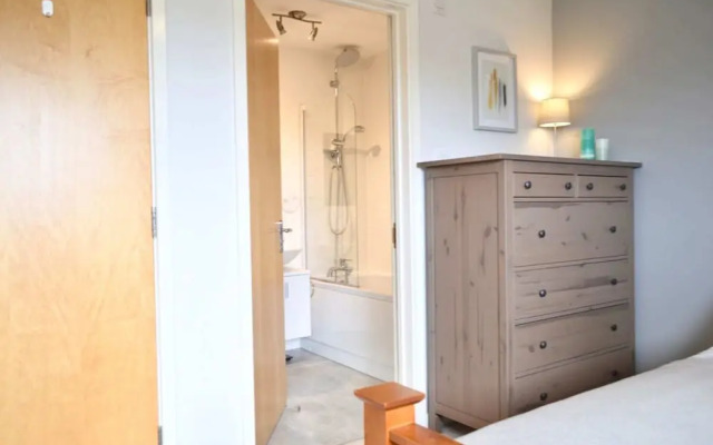 Beautiful Edinburgh Flat With 2 King Bedrooms