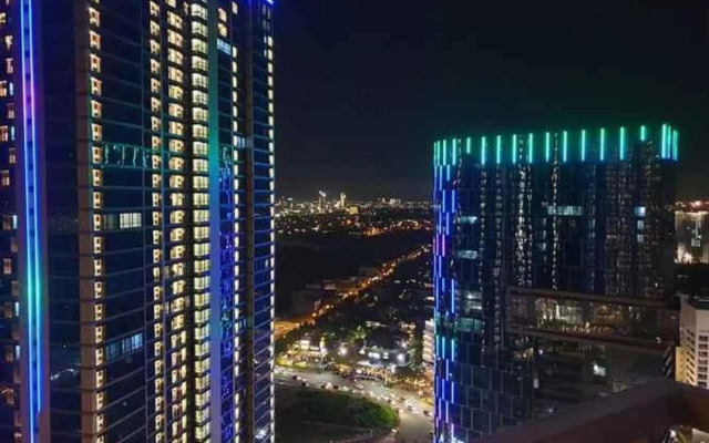 Cosmy Tanglin Apartment