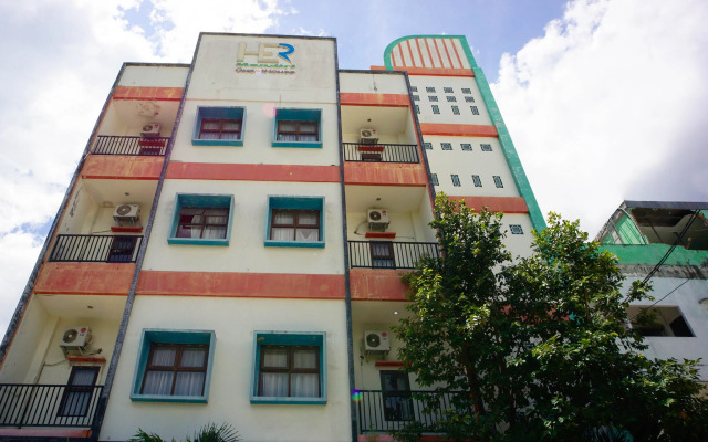 OYO 2886 Her Mandiri Guest House