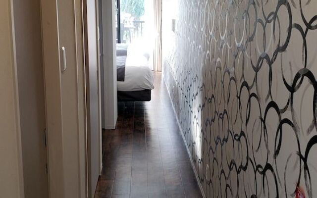 Ocean View Araha 305