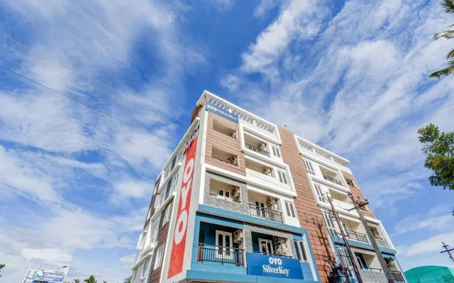 OYO Flagship 24155 FCI Nagar