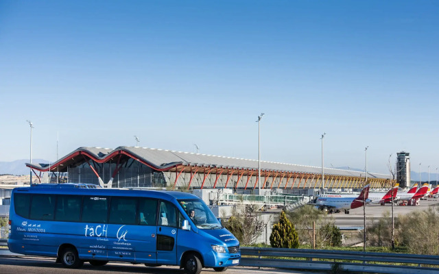 Hotel Tach Madrid Airport