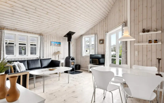 4 Person Holiday Home in Hemmet