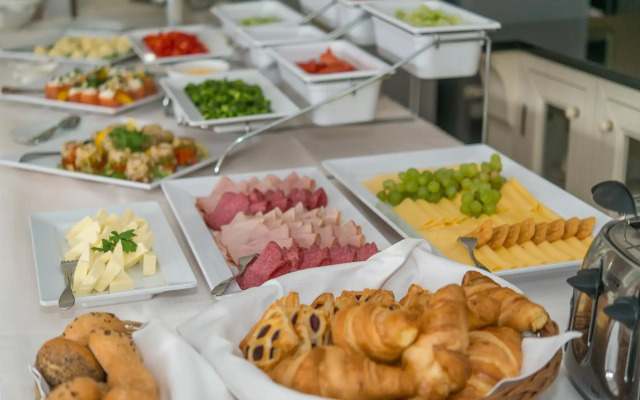 Riviera Resort Modlin Airport