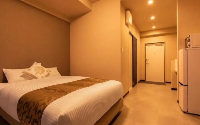 Mr.KINJO in GRAND BLUE CHATAN