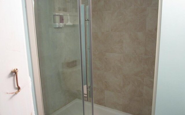 Grand Oak Manor Bed & Breakfast