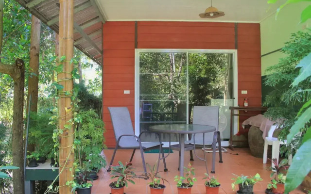 Pink Kangaroo Bungalows