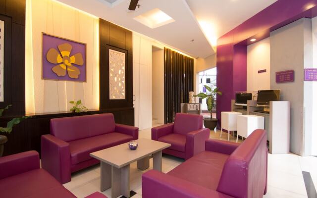 ZEN Rooms Kuta Sentral Parkir 1