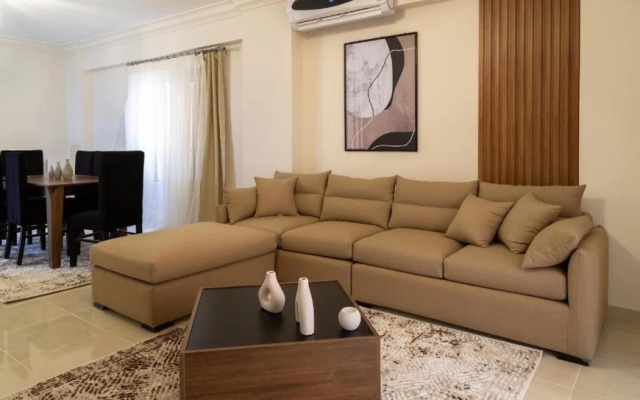 Settle Inn South 90 Apartments