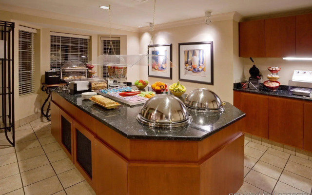 Staybridge Suites Cleveland Mayfield Heights Beachwood by IHG