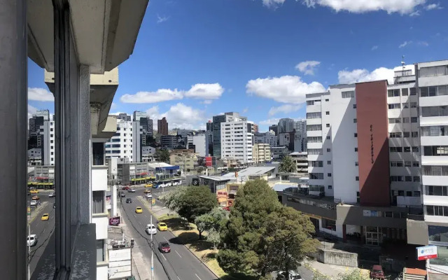 Suite and Apartment Well Located In Quito