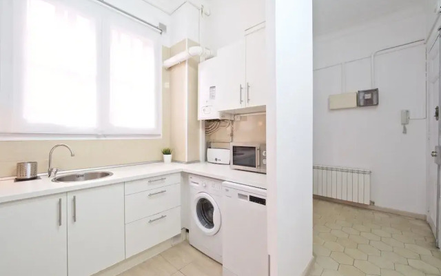 Gaudi Eixample Apartment