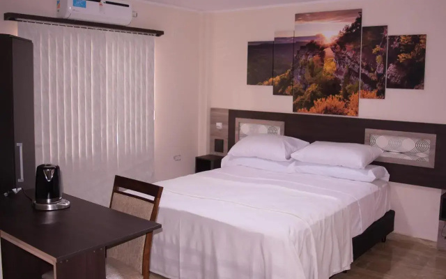 Austral Hotel