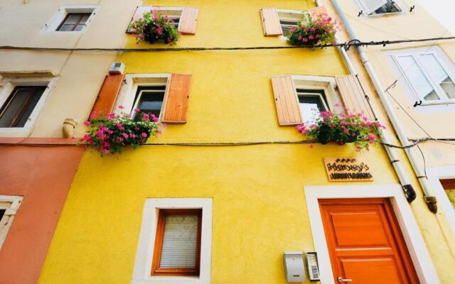 Harvey's luxury rooms