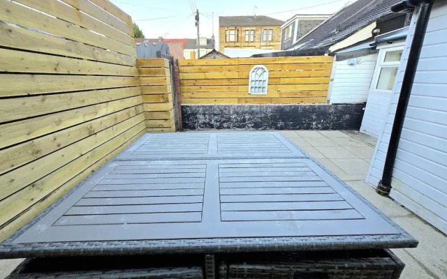 3-Bed Home in Glasgow