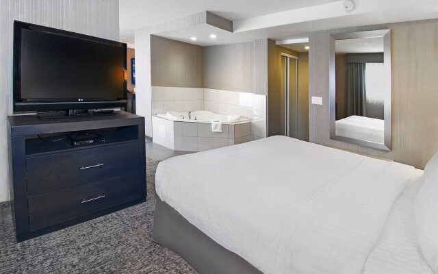 Holiday Inn Express Hotel & Suites Calgary, an IHG Hotel