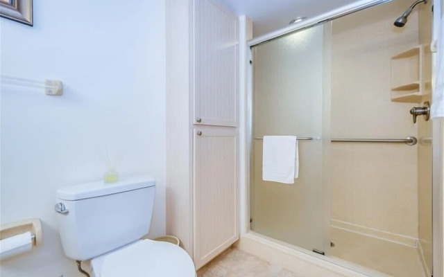 Sea Oats 336 2 Bedroom Condo by RedAwning