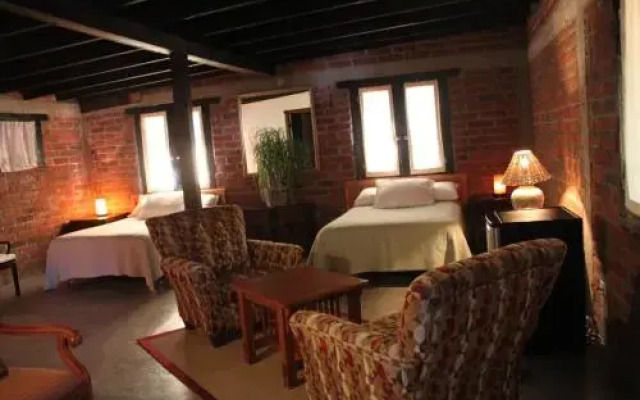 Las Orquideas Cabins