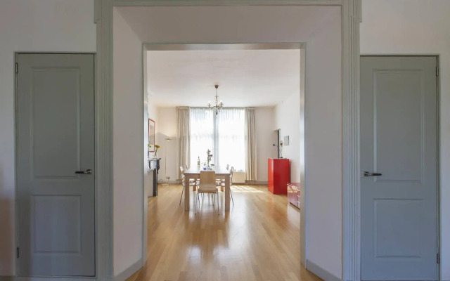 Artis Aquarium Apartment