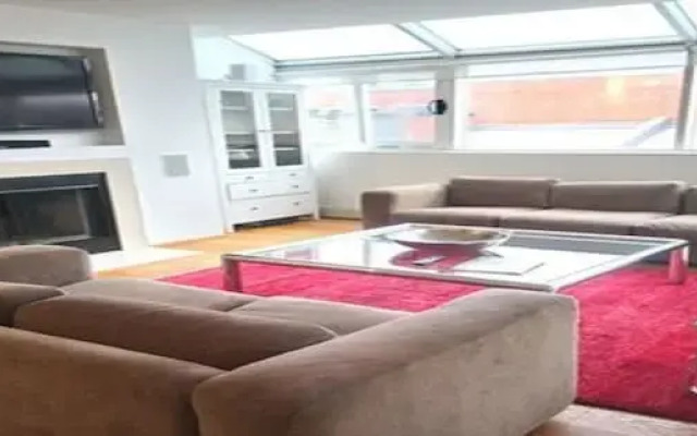 Luxury Yorkville Penthouse Suite