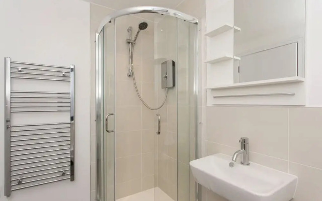 Manor House Studio Apartment B