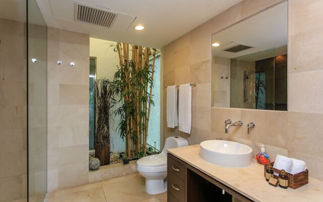 Penthouse via 38 Laguna by Stella Rentals