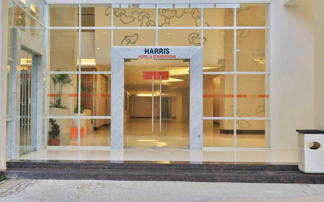 HARRIS Hotel & Conventions Ciumbuleuit Bandung