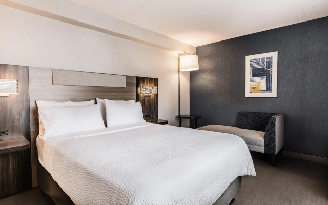 Holiday Inn Express Toronto - North York by IHG