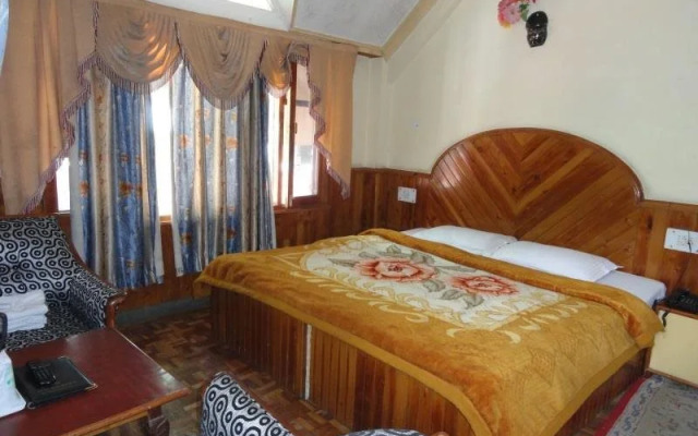 Chandermukhi Cottages