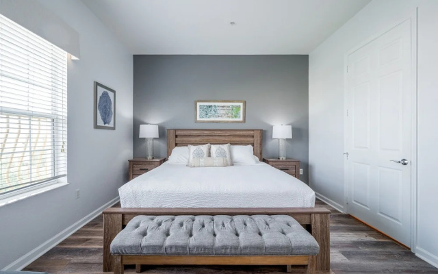Casa Toscana Deluxe 3 Bedroom Condo by RedAwning