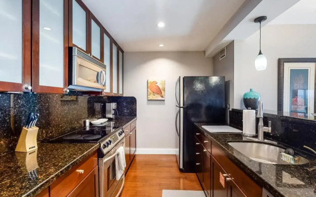 Harbor Haven 805
