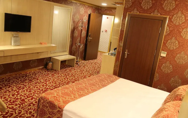 Savona Otel