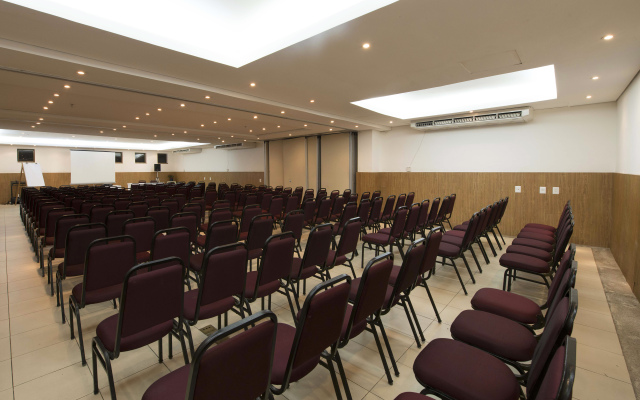 Magna Praia Hotel