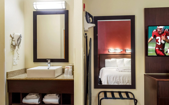 Red Roof Inn PLUS+ Boston - Logan